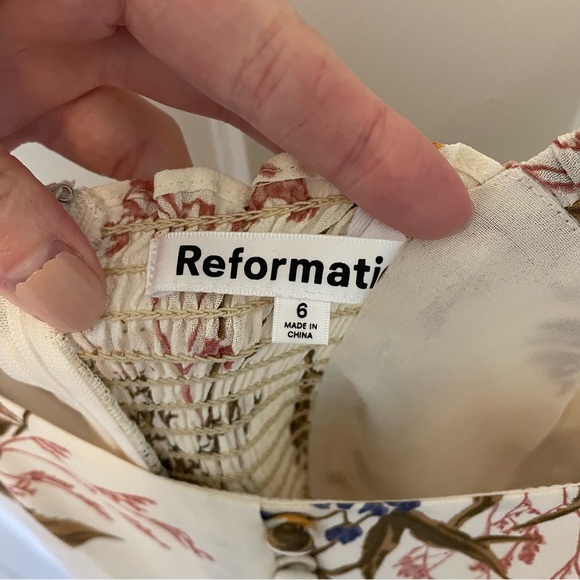 Reformation Camari dress in frolic flowers - Picture 5 of 9